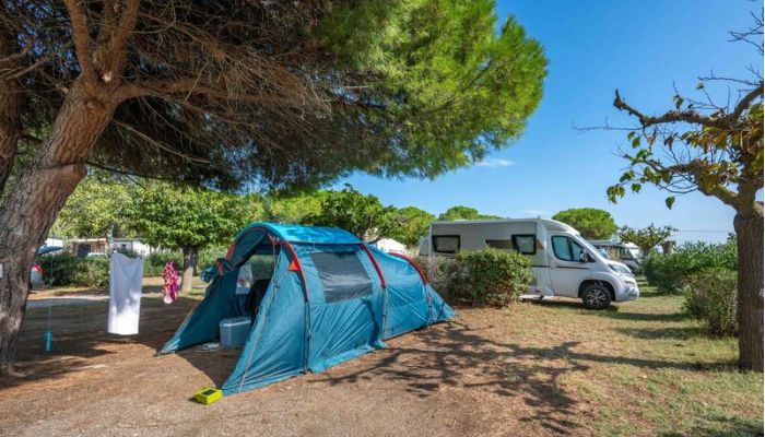 Vacances en camping 4 étoiles près de Vias